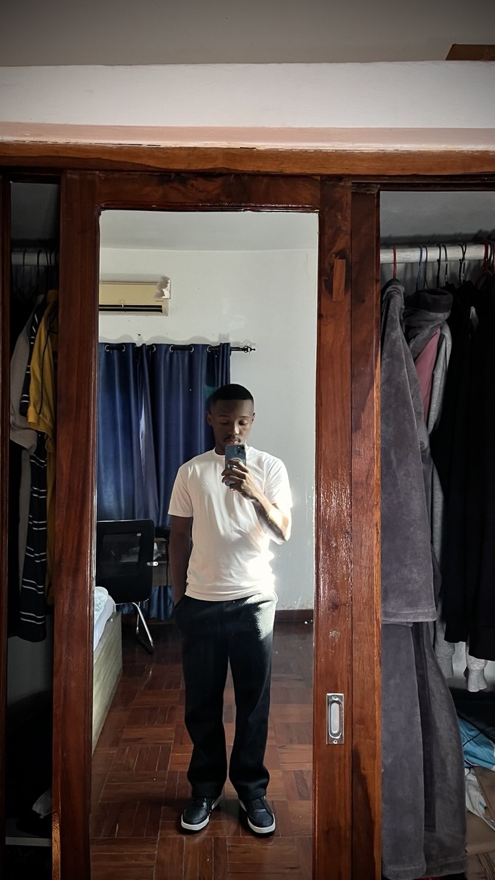Shelven Miambo